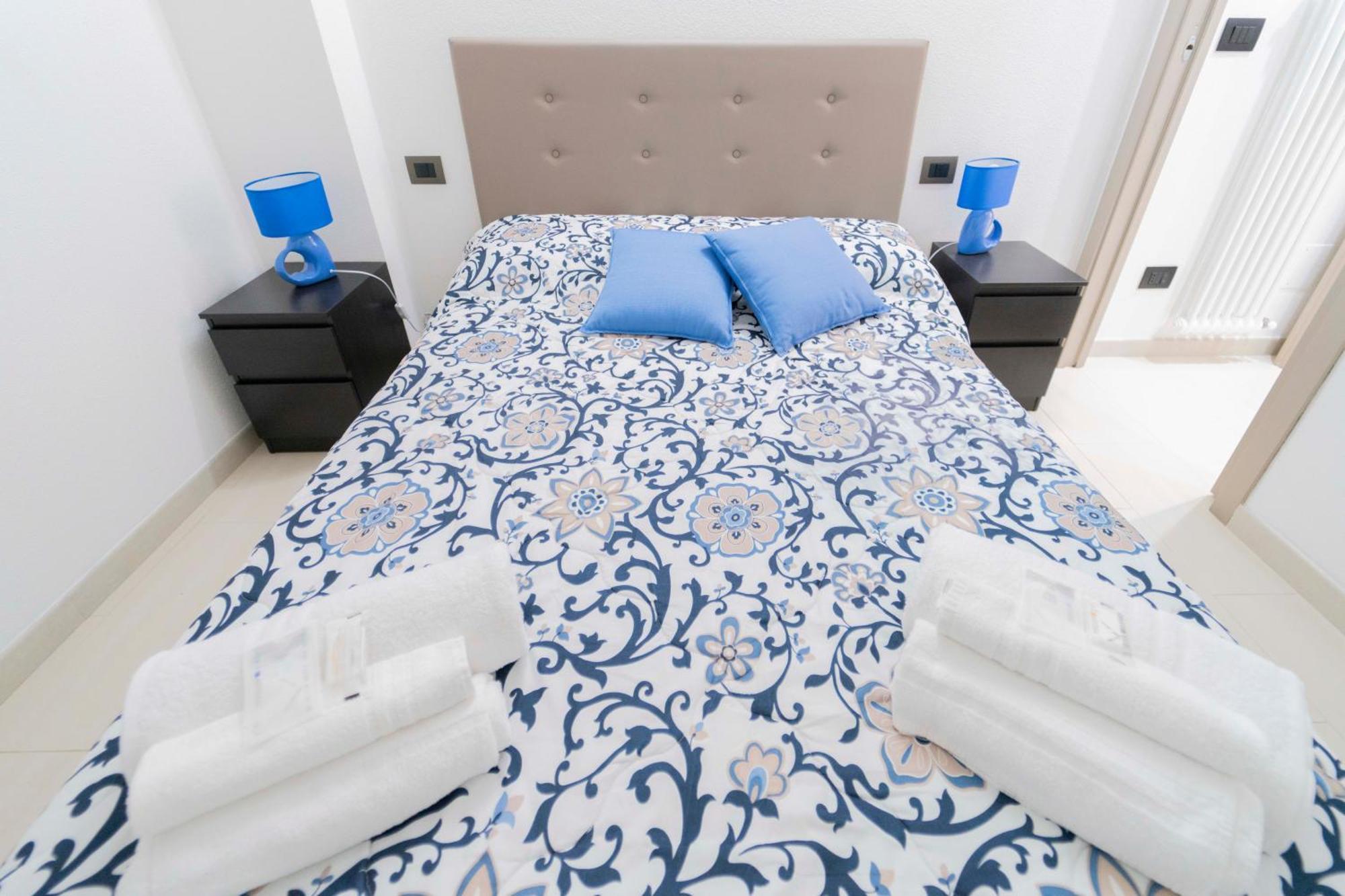 307 - Casa Sara, 5 Minuti Di Auto Dal Mare E Dal Centro Di Sestri, Con Parcheggio Privato Apartment