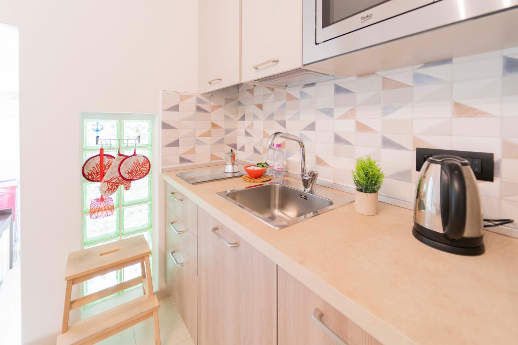Apartment 307 - Casa Sara, 5 Minuti Di Auto Dal Mare E Dal Centro Di Sestri, Con Parcheggio Privato *